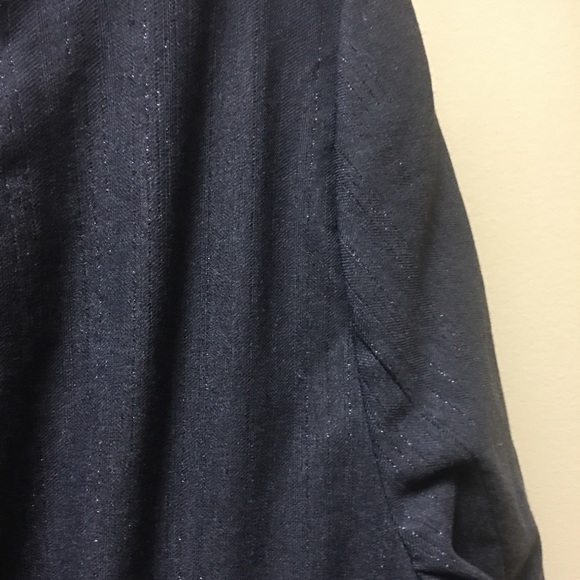 ‼️Sold‼️Bisou Bisou Grey Blazer with Silver Threading - Picture 5 of 8